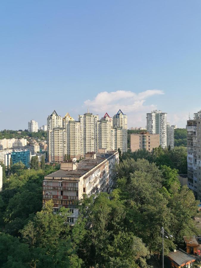Уютная Студио Возле Жд Вокзала Kiev Exterior foto